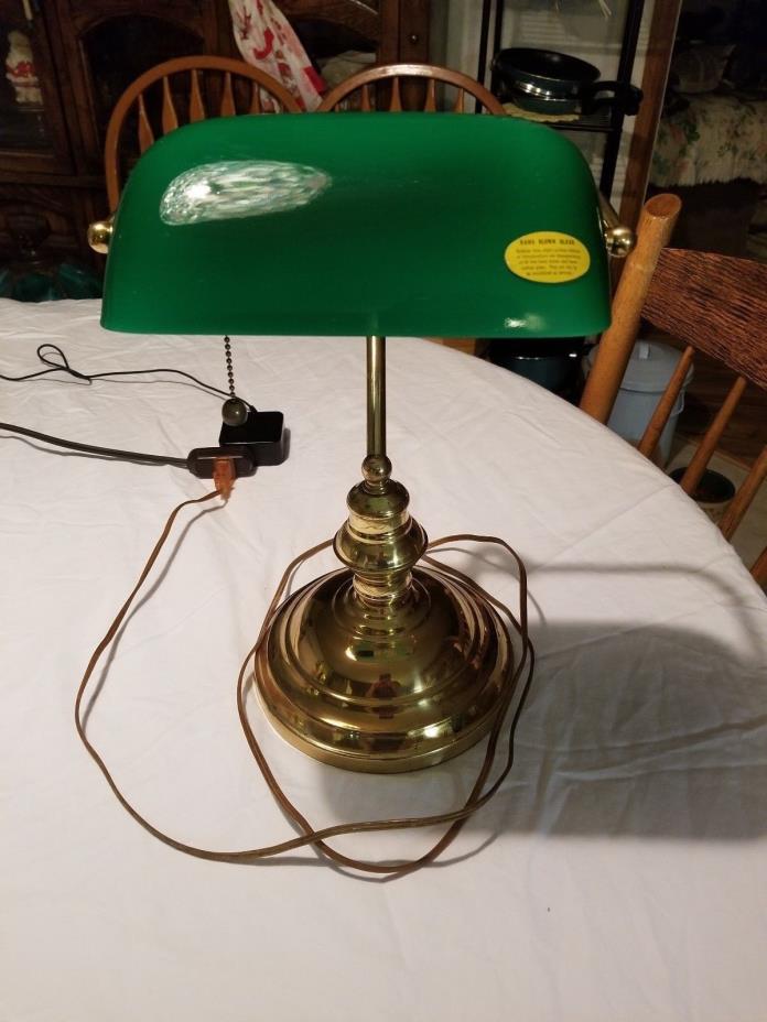 Traditional Style Bankers Desk Lamp Home Desk With Blown Green Glass Shade