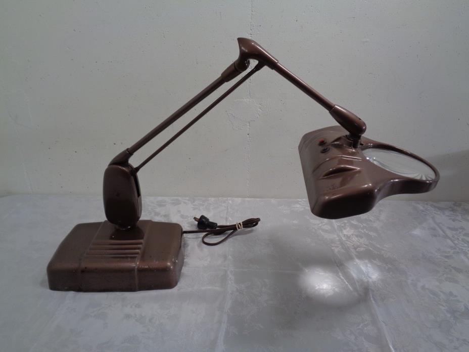 Dazor M-270 Floating Magnifying Desk Task Work Table Lamp Industrial Adjustable