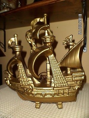 VINTAGE: MID CENTURY 1950's TV LAMP:  GOLD THREE MAST SHIP; MADDUX OF CALIF.