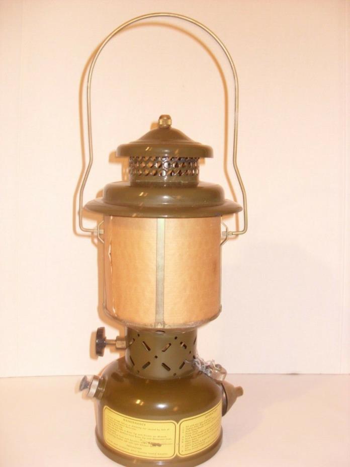 Vintage Coleman 252A Military Lantern 1952--NEVER USED +++Please See description