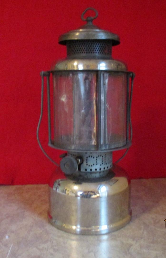 COLEMAN NICKEL QL327 Two Mantle Liquid-fuel Pump-up Lantern Mica Globe 1919-33