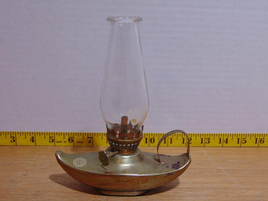 Vintage Metal Aladdin Genie Mini Oil Lamp With Clear Glass Chimney 6 3/4