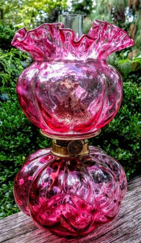 Cranberry Melon Double Crimped Quilted Diamond Optic Oil Lamp & Kosmos Burner