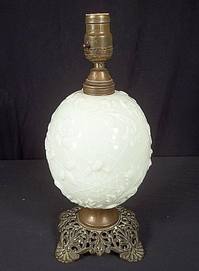 ANTIQUE 19th CENTURY VICTORIAN MILK GLASS OIL LAMP WITH SPIDER WEB DESIGN