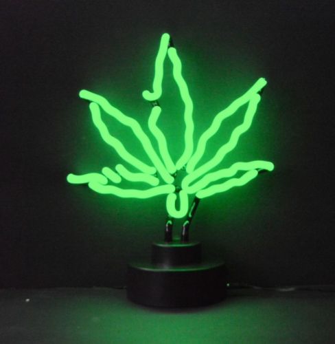 New neon medical mariuanna pot leaf sculpture lamp light man cave Free Ship
