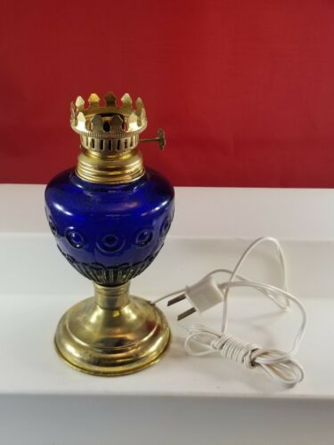 Vintage Made in Hong Kong Blue Glass Electric Lamp  Lot(215-71)