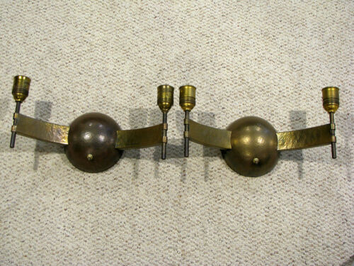 PAIR OF MID CENTURY MODERN OR ART DECO HAMMERED BRASS WALSCONCES