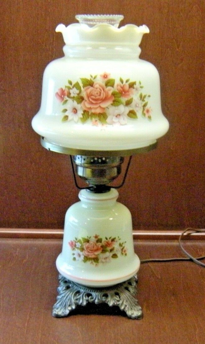 Rose Pattern Antique Brass Finish Glass Student Table Lamp