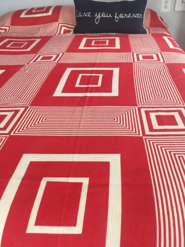 Vintage Tagged Bates Red And White Geometric Cotton Twin Bedspread
