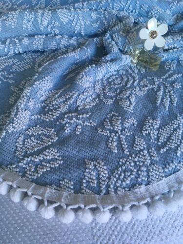 Vintage Blue And White Cotton Hobnail Chenille Bedspread Twin