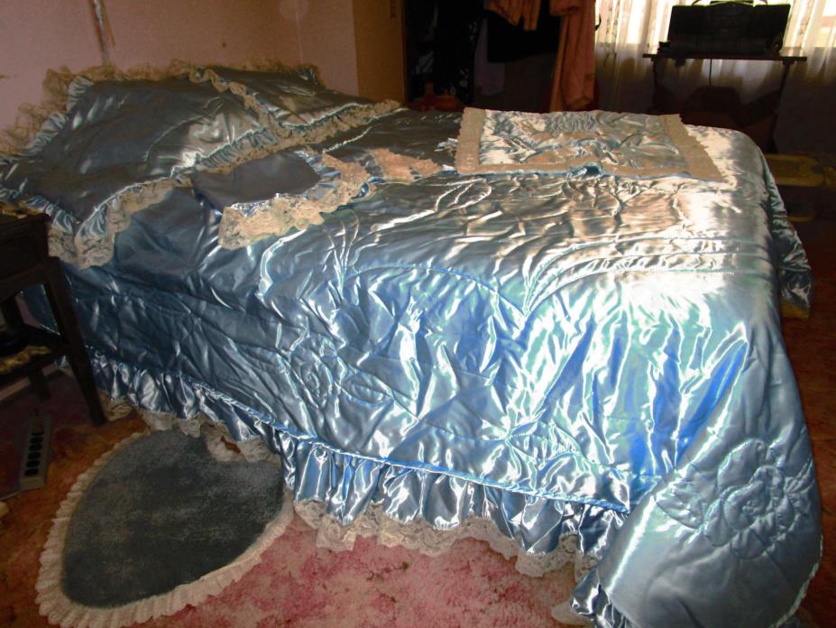 BLUE SATAN BEDSPREAD