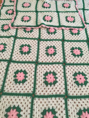 Vtg Crotchet Twin Bedspread Pillow Case 3D Rose Pink Chic Cottage Shabby White