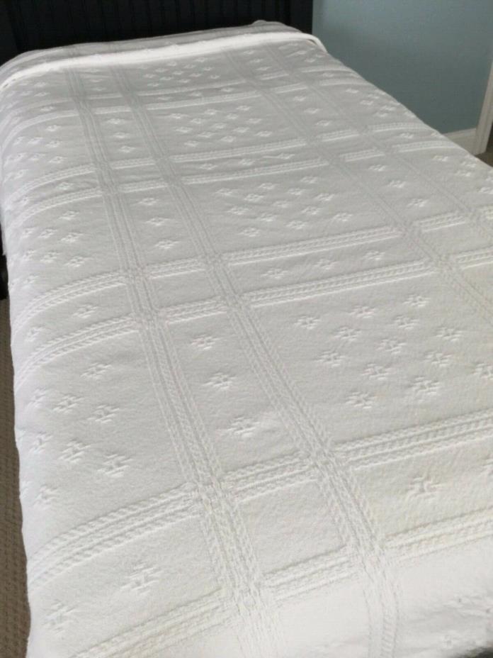 Twin Bedspreads Matched Pair White Woven Cotton Jumeau Fringe 84X104L Lovely