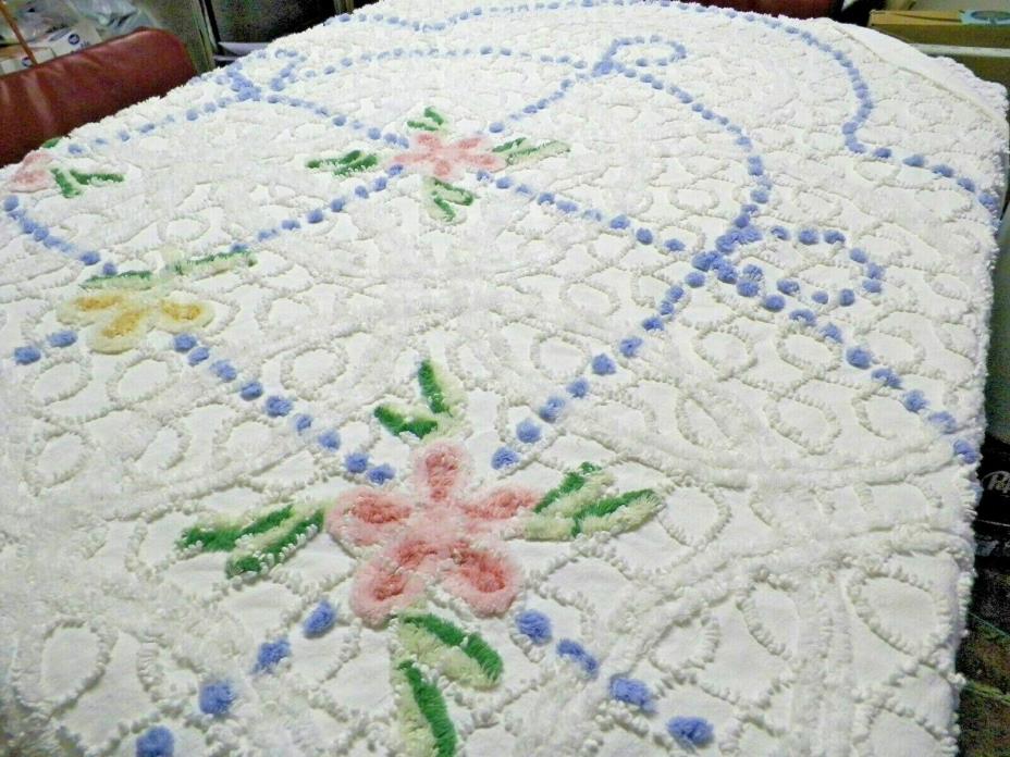 Vintage Heavy Super Plush Floral White WR Pops Chenille Bedspread Quilt  A1454