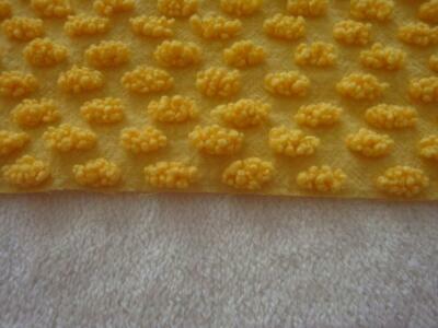 Fabric Piece #1748 - BOLD Sunflower Oval Pops Vtg Chenille Quilt Craft