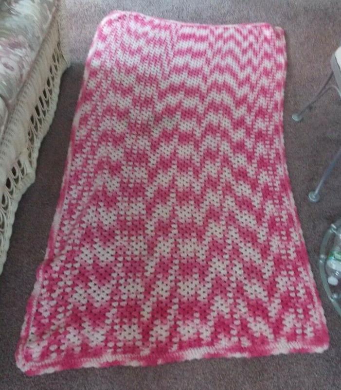 Vintage Hand Knitted AFGHAN/THROW BLANKET PINK SIZE 56 X 35