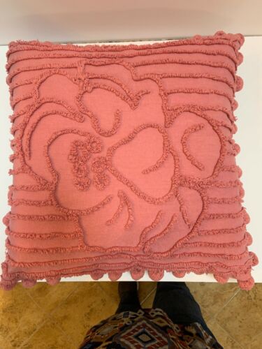 X-Large Nice Rose Pink  Chenille Reversible Throw  Pillow w/Tassels 18