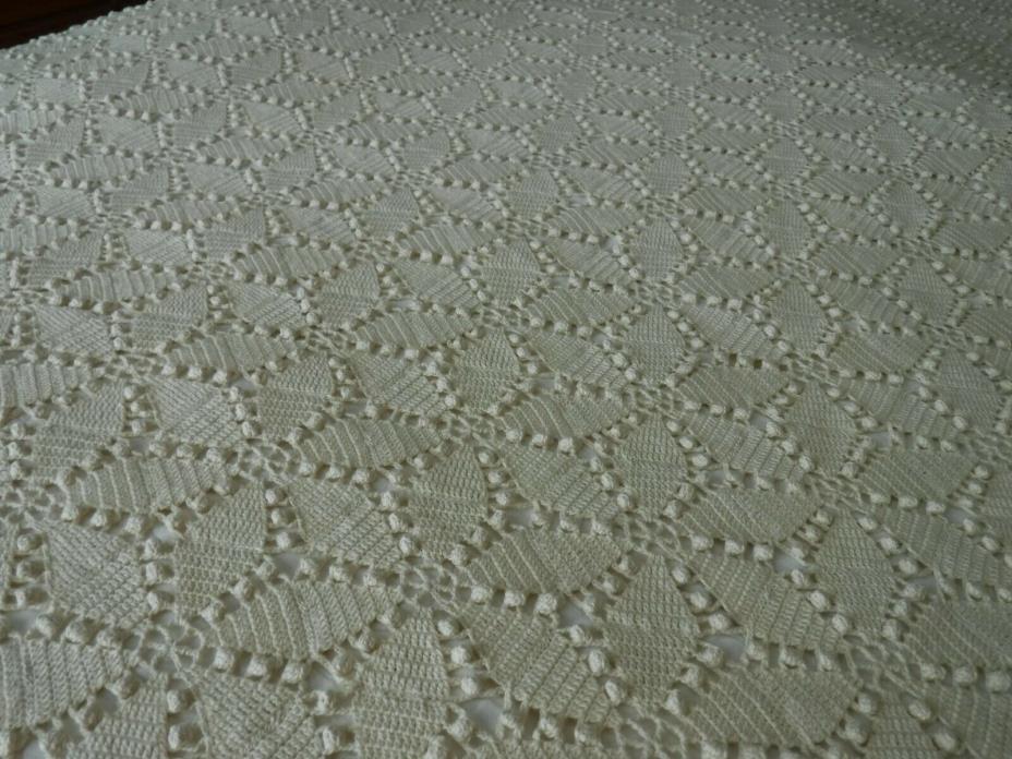 Vintage Hand Crochet Cotton Bedspread Coverlet, ECRU 82