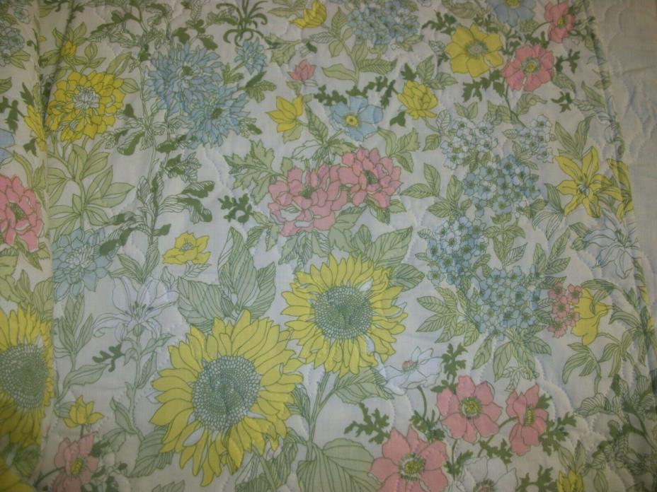 Vintage Cannon Royal Family Quilted Bedspread Pink Blue Yellow Floral Full Size