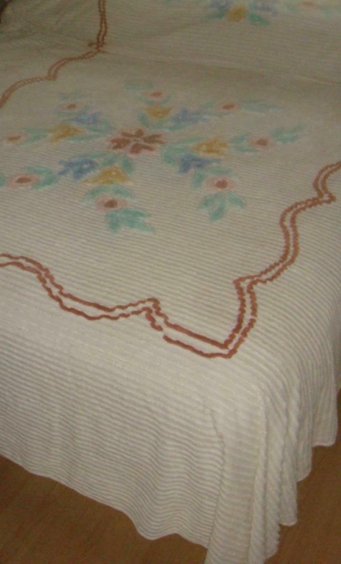 Vintage Cotton Tufted Chenille Floral Scroll Bedspread Coverlet 92