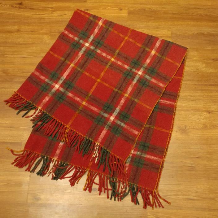 Vintage Unmarked Wool Plaid Fringe Red Green Fireplace Porch Blanket Throw 57x68