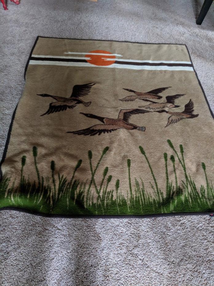 Vintage Biederlack Acrilan Fibre By Monsanto Reversible Geese Duck Blanket