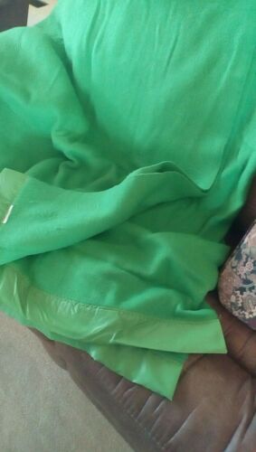 Vintage shamrock green Twin Size 100% Acrylic loomwoven acrylic blanket