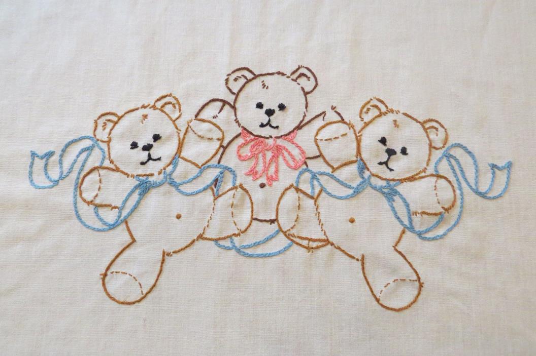 Vintage Childrens Top Sheet Blanket Embroidered With Teddy Bear Decoration