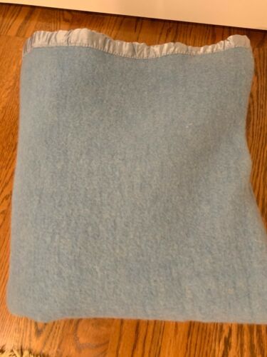 Vintage CANNON LEAKSVILLE  Blue Wool Blanket 70