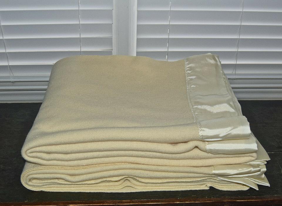 Vintage Ivory Kenwood Mills Wool Blanket Pair