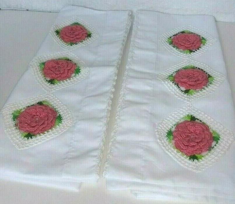 Hand Embroidered  3 PINK Roses on WHITE Diamonds  VINTAGE Pillowcases PAIR  MINT