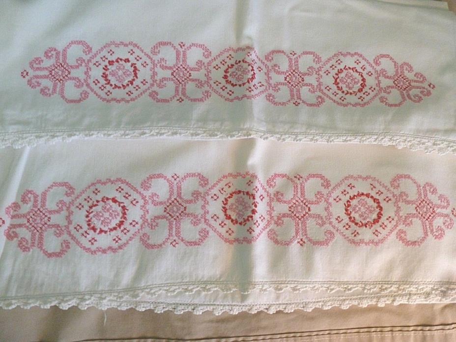 Vtg PINK Pair Pillowcases CROSS STITCH design geometric floral set crochet edge