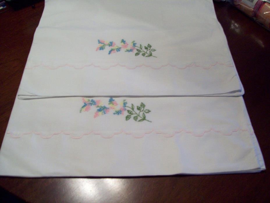 One Pair of Vintage Embroidered Pillowcases ~ Floral Design