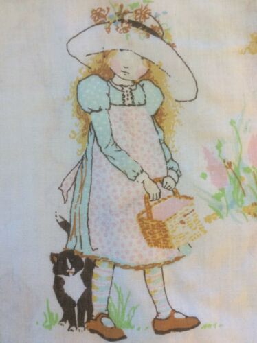 VTG Holly Hobbie  No-Iron Twin Fitted Sheet American Greetings Corp