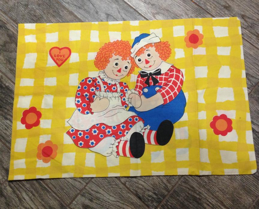 Raggedy Ann and Andy Vintage Yellow Pillowcase Bobbs Merrill Co