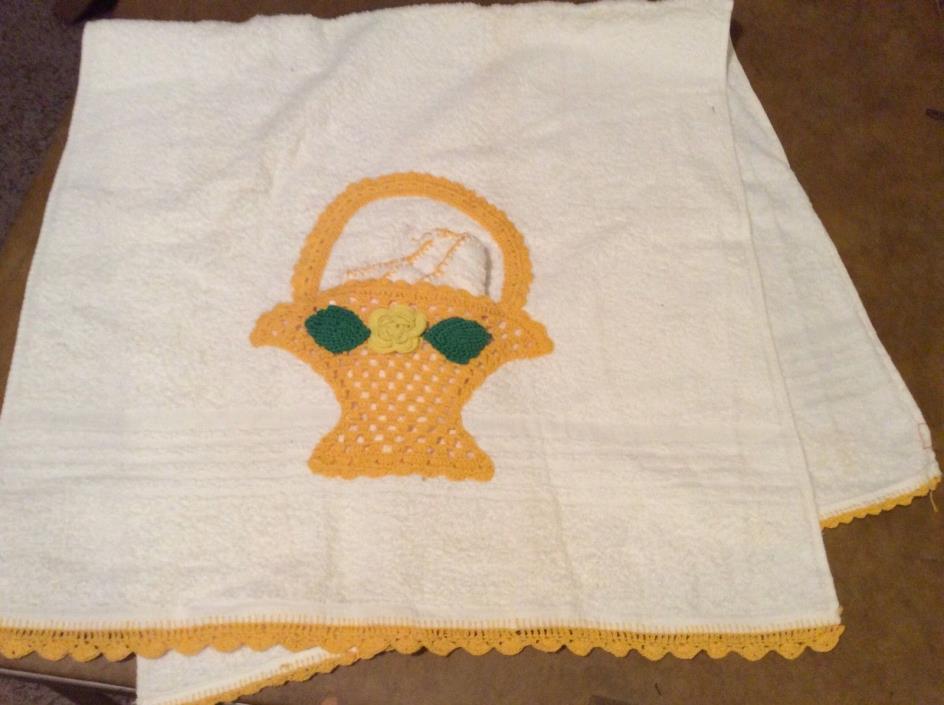 Bath Hand Towel Washcloth Set Vtg 70s Terry Cloth Crocheted Yellow Basket Flower