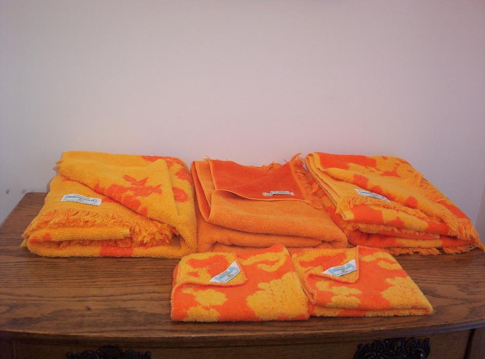 Vintage 3 Bath Towels 2 Wash Cloth Cannon Monticello Orange Yellow Cotton Sears