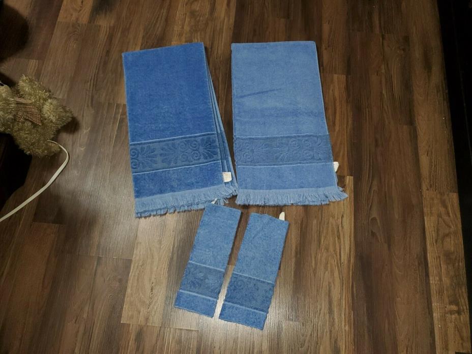 4 pc set Vintage CANNON Santa Cruz Fringed Blue Bath Towels & Washcloths