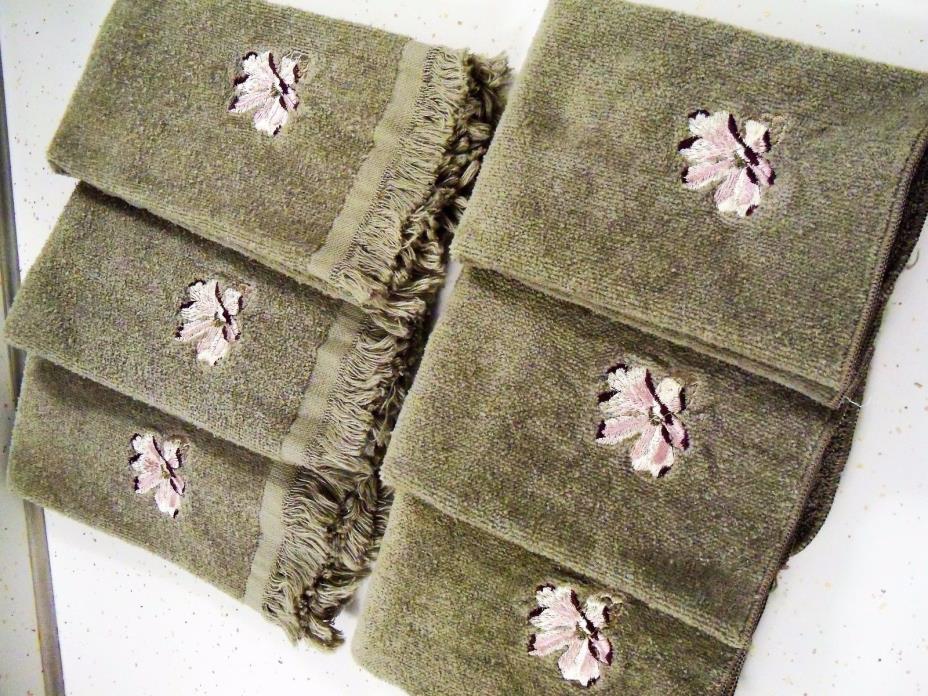 6 sage green towels ( 3 guest + 3 washcloth ) with floral embroidered applique