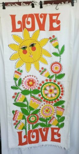 Vintage 1970s MCM Flower Sun Beach Towel Kitsch