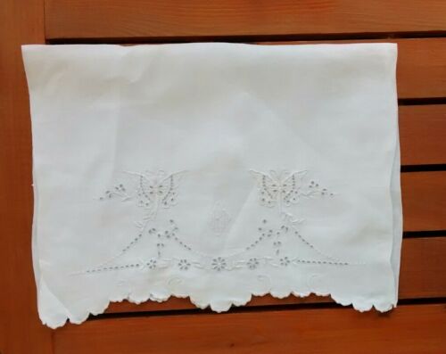 Vintage Hand Embroidered Butterfly Monogram Eyelet Irish Huck Linen Guest Towel