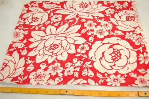 Vintage Red & White Feedsack Flour Sack Fabric 28 x 37 Floral