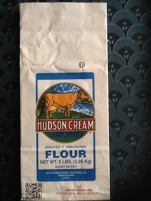 Hudson Cream Flour Sack Stafford County Mills Kansas Paper Gift Bag (2 ct)