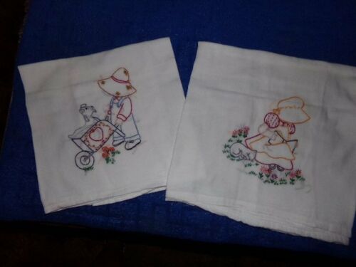 HAND EMBROIDERED PAIR OF FLOUR SACK TOWELS BOY AND GIRL 30 X 30