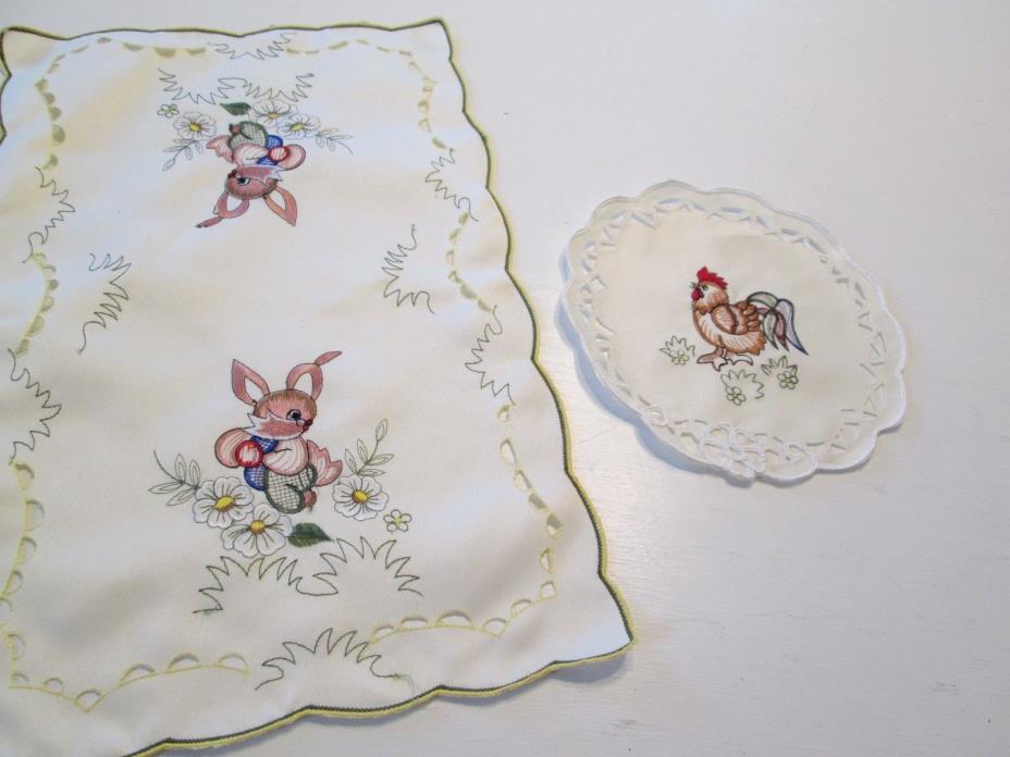 2 DOILIES OFF WHITE POLY W CUT WORK 7 1/2
