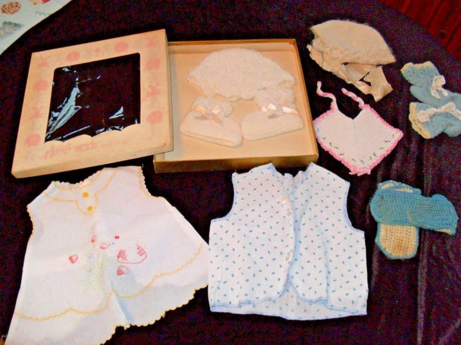 COLLECTIBLE VINTAGE BABY KNITTED CROCHETED HATS, GLOVES GOWNS, FOR DOLLS!