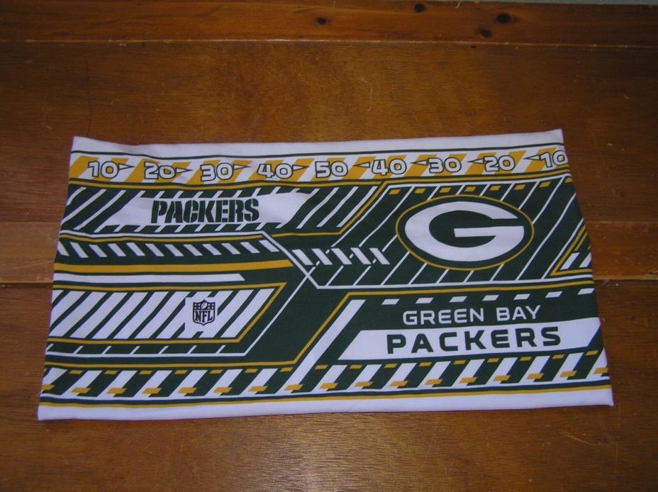 Gently Used NFL Green Bay Packers Stretchy Polyester Small Pillow Cover  – 13 x