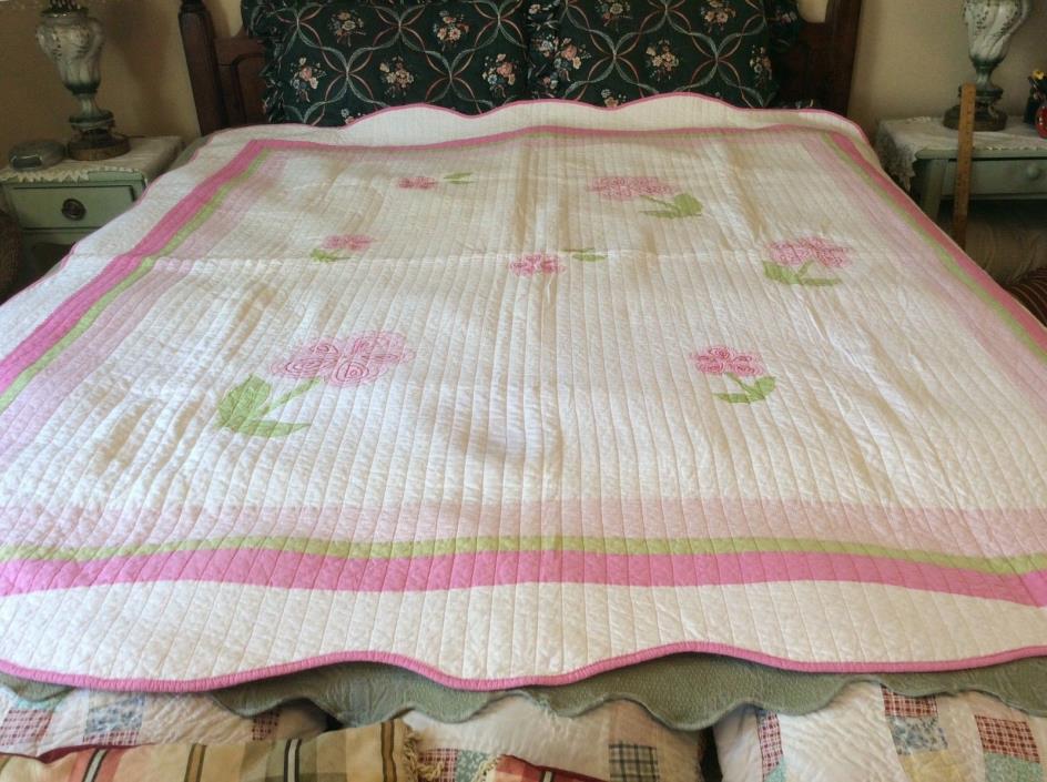 QUILT PINK APPLIQUE FLOWERS ON WHITE  74