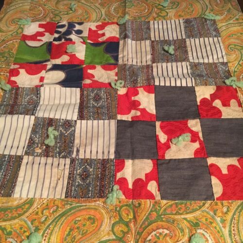 Vintage Patchwork Table Topper Or Wall hanging Small 18.5x22.5
