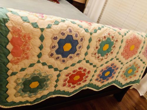Vintage Grandmother’s Flower Garden Quilt-Excellent Condition For Age~BEAUTIFUL!